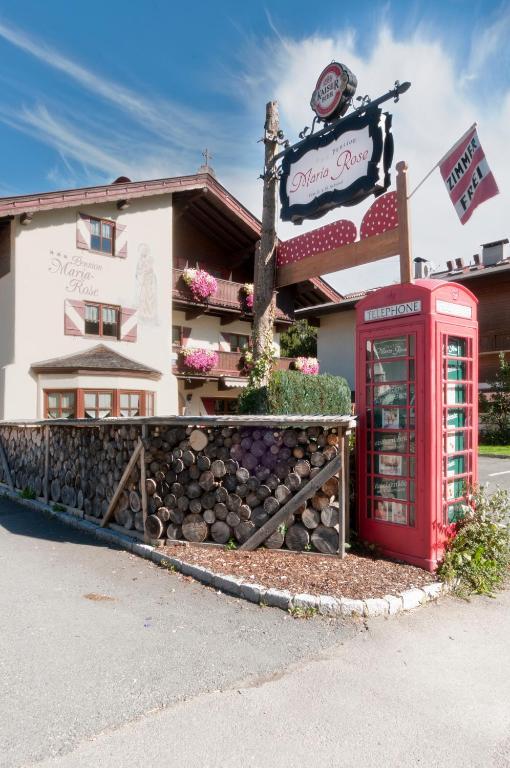 Pension Maria Rose Kirchberg in Tirol Eksteriør bilde